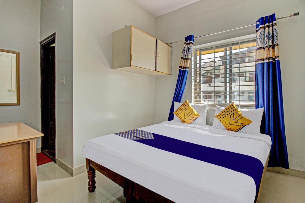 Spot On A Class Suites Near Hare Krishna Hill Bangalore Exterior photo